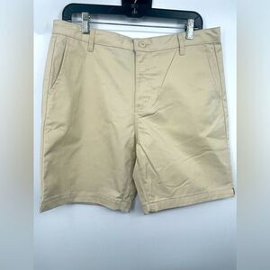 Forever 21 men's tan shorts size 32‎